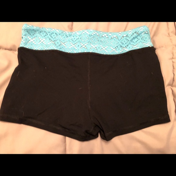 Shorts/spandex - Picture 2 of 4
